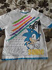 Classic sonic shirt with lines