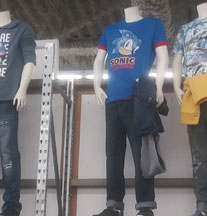 Old Navy Sonic Manequin