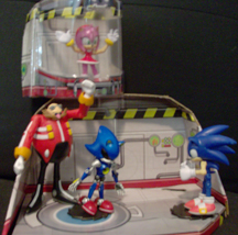 Jazwares 3 inch Metal Sonic & Eggman diorama photo