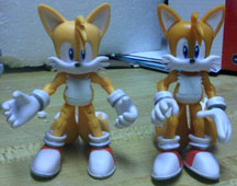 Jazwares Tails difference