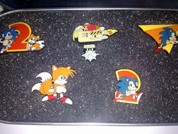 Sonic the Hedgehog 2 pin set close up