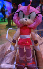 Sonic Boom plushes E3 - Amy